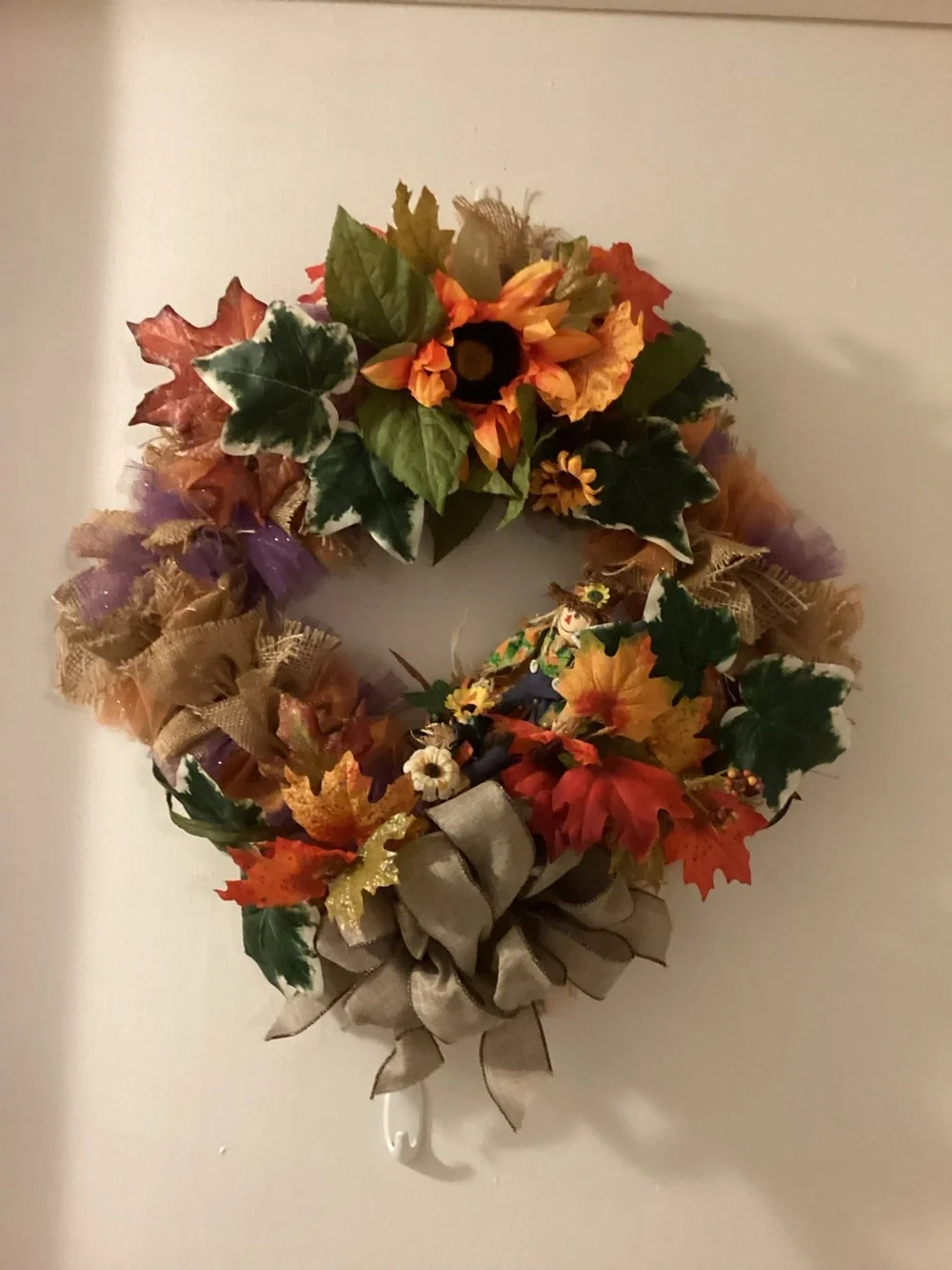 Autumn wreath approximately 17 in.²